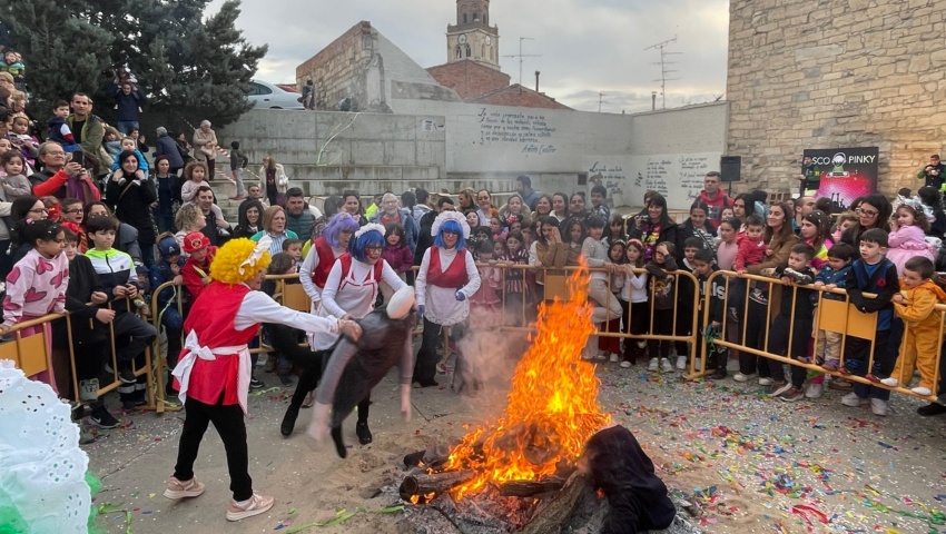 Casimiro y Casimira salen a la calle este martes para dar comienzo al Carnestoltes