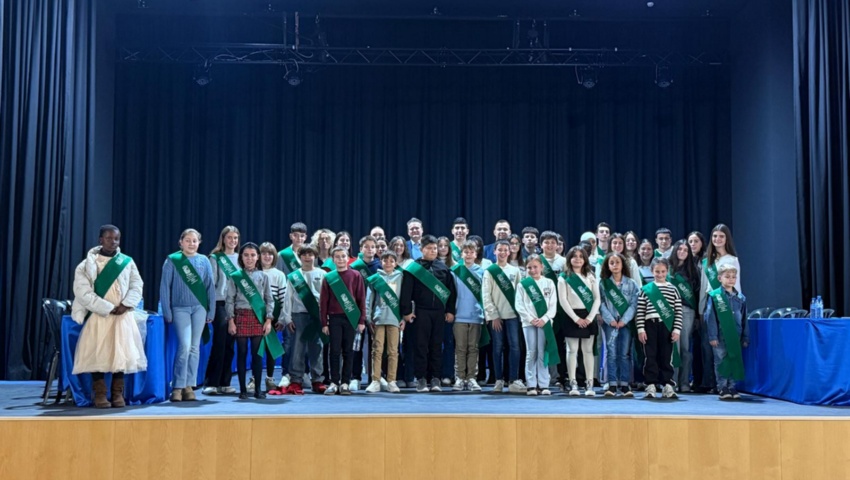 Fraga constituye el Consejo de la Infancia y la Adolescencia