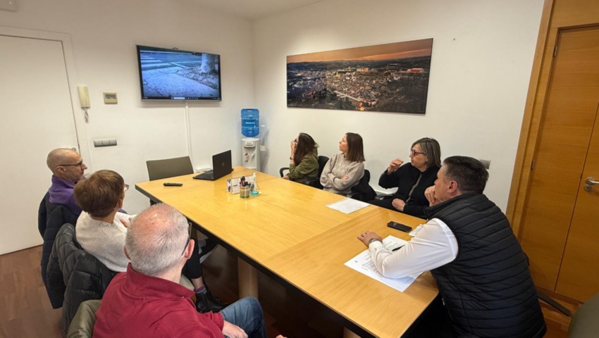 El Ayuntamiento se adhiere al manifiesto de la asociación Virgen del Pilar