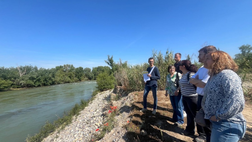 Ténicos de la CHE y Fundación Biodiversidad visitan las obras