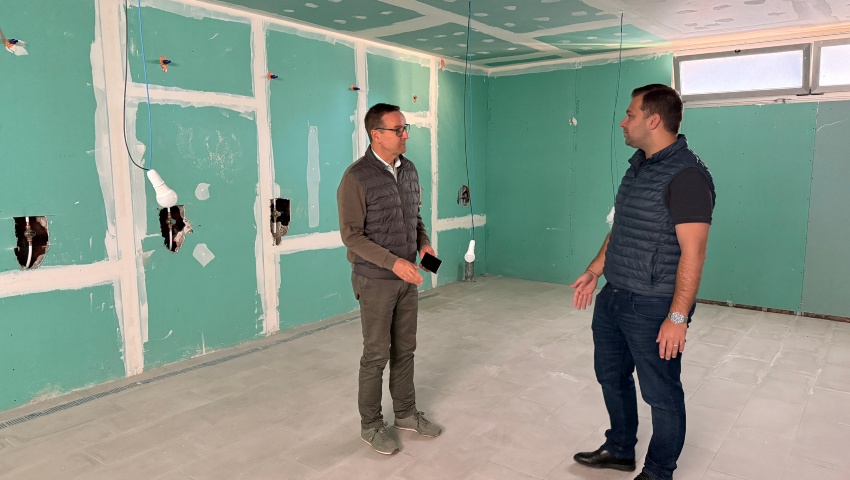 Ultiman las mejoras de las piscinas de La Estacada ante el próximo inicio de la temporada estival