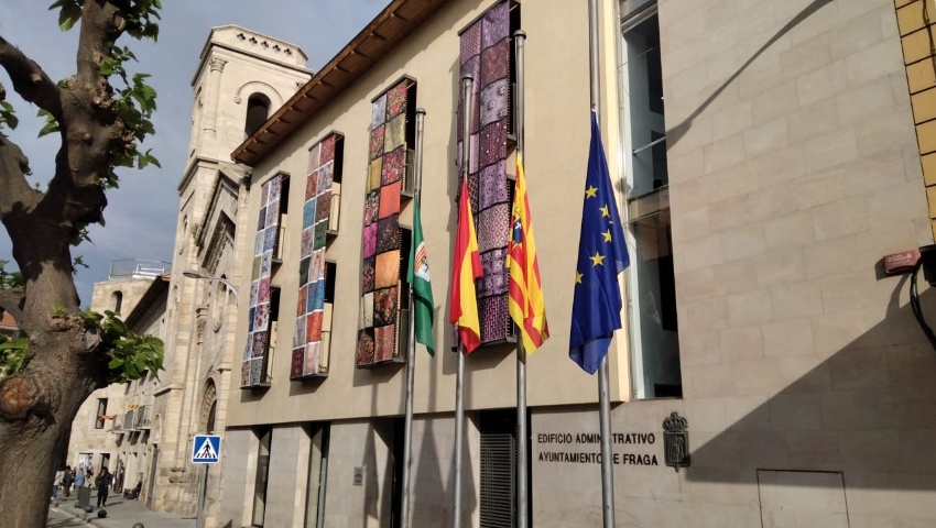 Banderas a media asta por el fallecimiento de Su Santidad el Papa Francisco