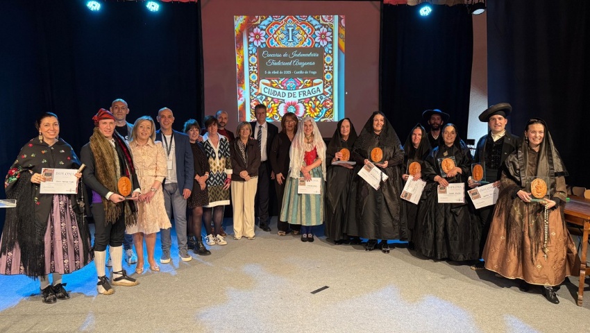 Fraga se convierte en el epicentro del traje típico de Aragón