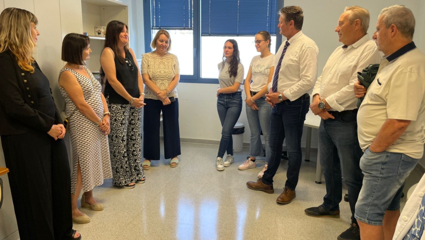 Ignacio Gramún y Ángel Cabrera asisten a la inauguración del Centro de Día de Asapme Huesca