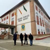 Visita de Ignacio Gramún y Luis Mallada al CEIP Miguel Servet.