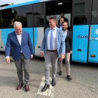 El alcalde de Fraga, Ignacio Gramún, junto al consejero Octavio López y el presidente de la DPH Isaac Claver