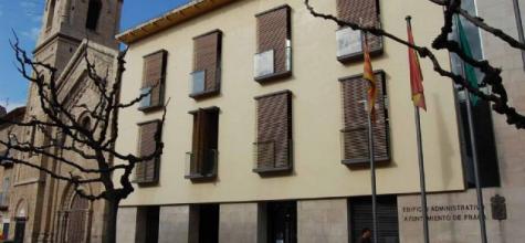 Edificio administrativo del Ayuntamiento de Fraga